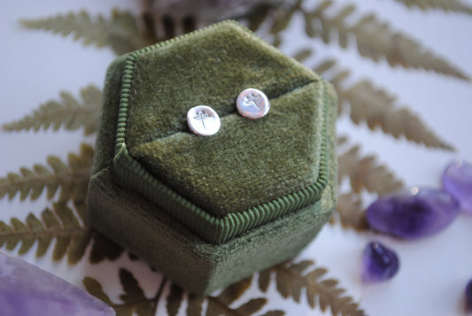 Dandelion Tuft Studs | MTO