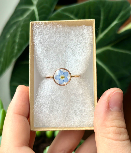 Gold Forget Me Not Ring | MTO
