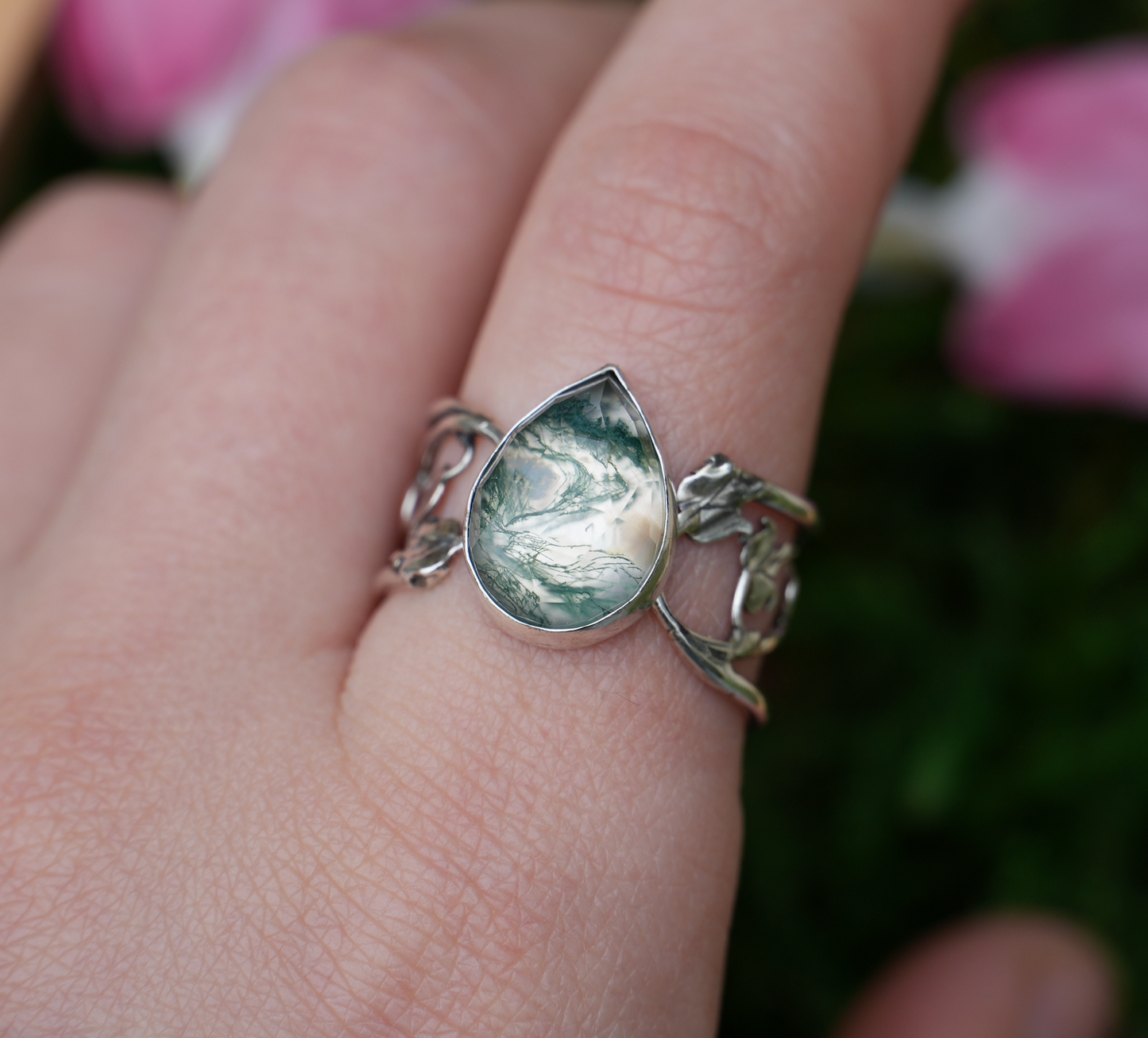 Moss Agate Bleeding Heart Ring | Size 9