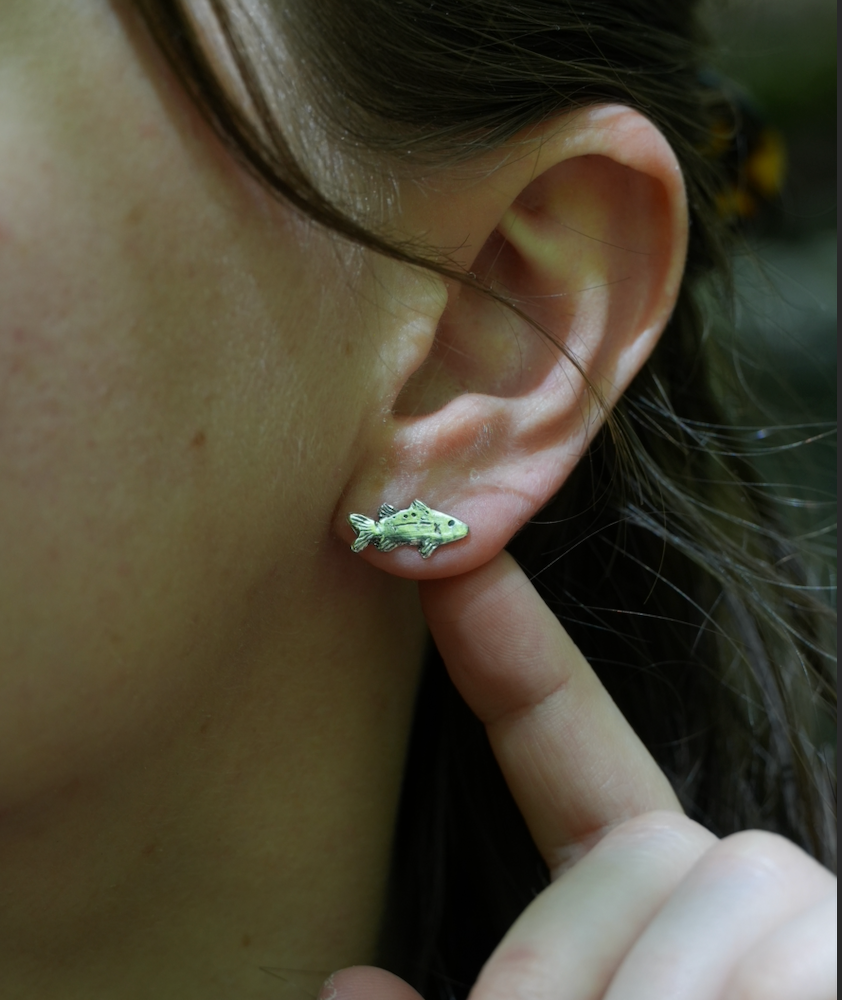 Mini Fish Studs
