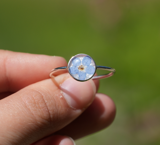 Forget-Me-Not Ring | MTO