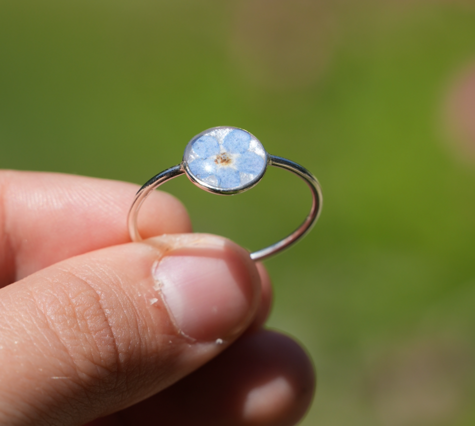 Forget-Me-Not Ring | MTO