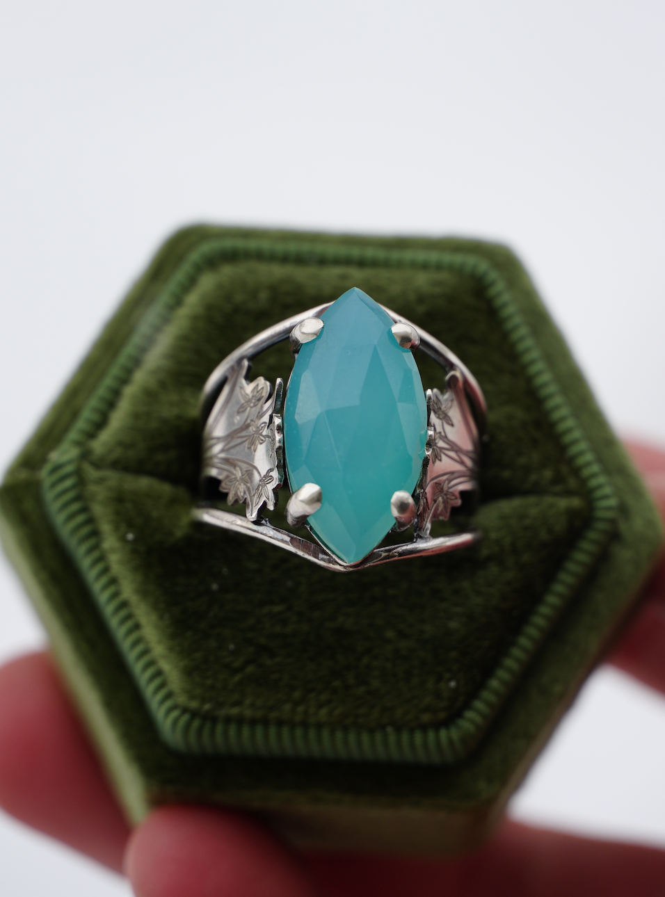 Glory of the Snow Ring | Size 9