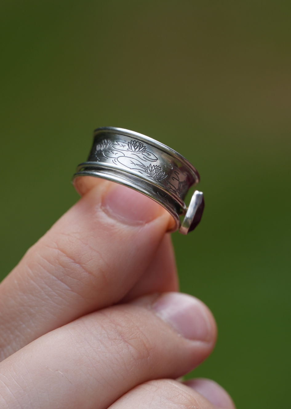 Water Lily Fidget Rings | Made-To-Order