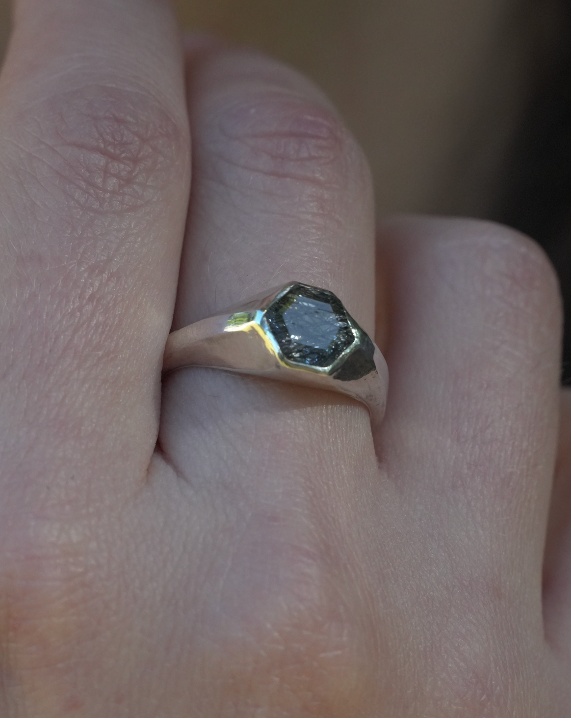 Equinox Quartz Ring | Size 8